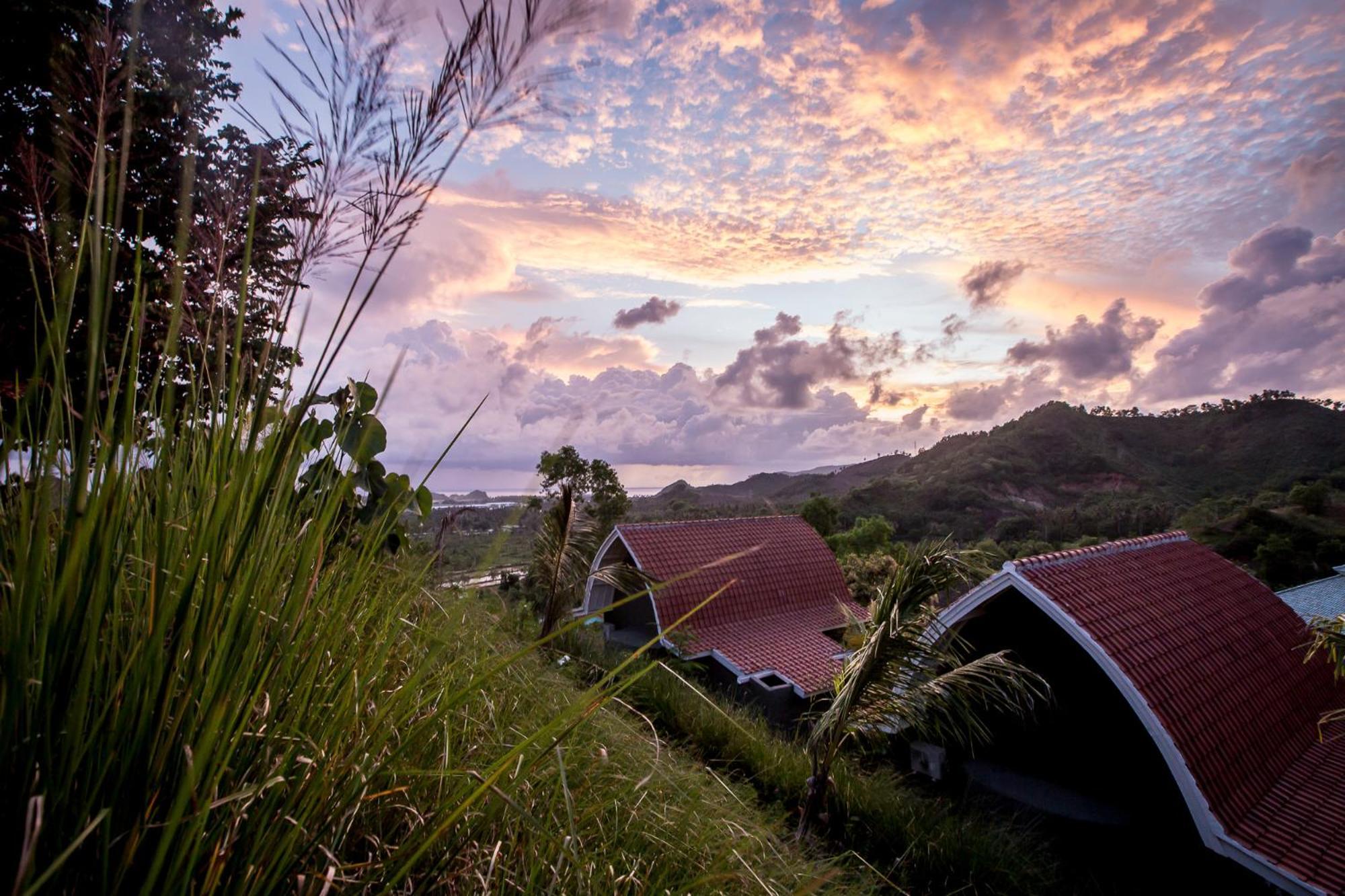 Drop In Surf Lodge Kuta  Kültér fotó